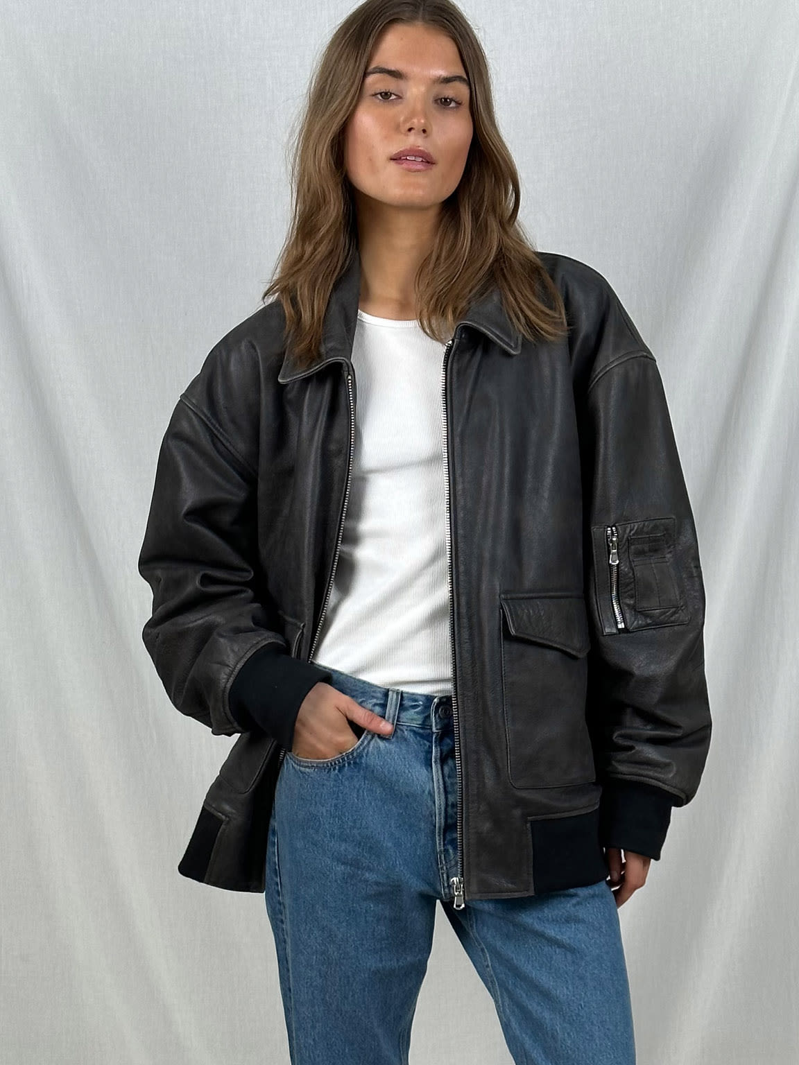 CLYDE LEATHER BOMBER - BLACK